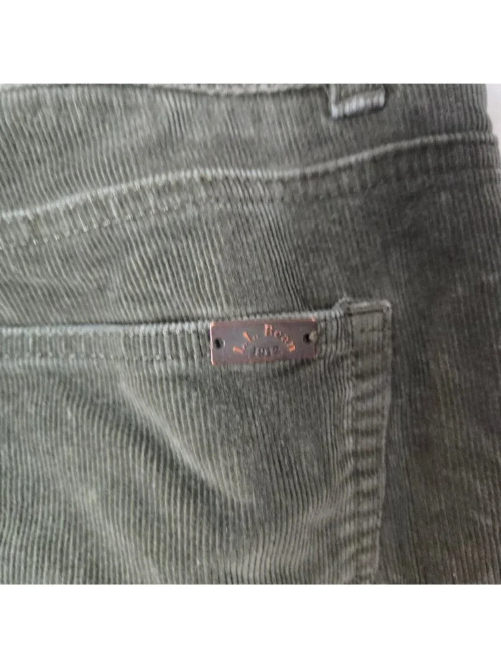 L.L. Bean Women's Size 6 Petite Casco Corduroy Straight Leg Favorite Fit Pants